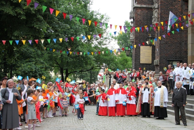 Ksiądz Bosko przejechał przez miasto