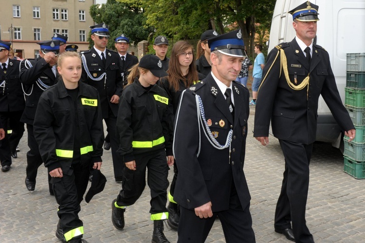 Odpust w Strzegomiu - strażacy