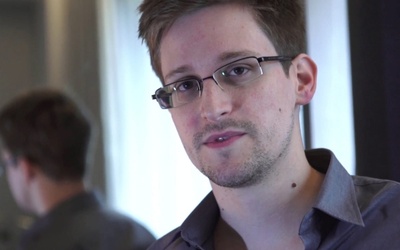 Snowden przerywa milczenie