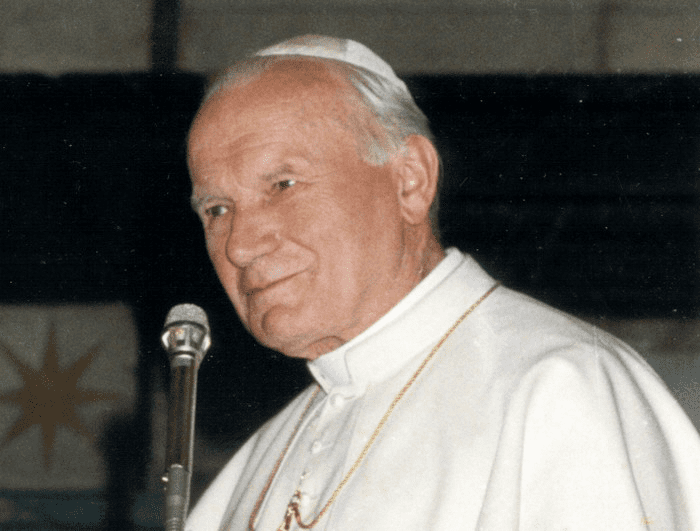 San Juan Pablo II fue un gran Papa,…