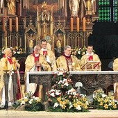 Eucharystii przewodniczył bp Jan Kopiec