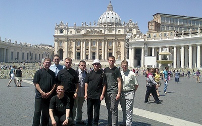 Wszyscy zgodnie przyznają, że pobyt w Rzymie to więcej niż zwiedzanie. To doświadczenie Kościoła