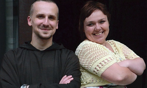 Brat Krzysiek Michalak i Aleksandra Kidaj, animatorzy podwieczorków z Ewangelią dla bezdomnych 