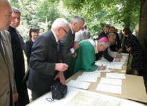 "Fałszywy ekologizm gardzi człowiekiem"