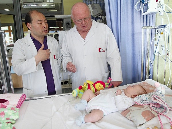 Doktor Gejun Zhang z największego w Chinach Centrum Kardiologicznego przyjechał do Zabrza, aby od prof. Jacka Białkowskiego uczyć się leczenia najbardziej skomplikowanych wad serca u noworodków