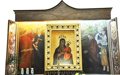 Ołtarz z cudownym  obrazem MB Grybowskiej