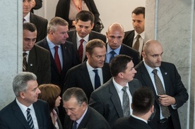 CBOS: 44 proc. przeciwników rządu