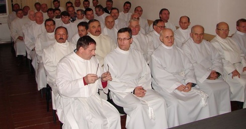 W archidiecezji warmińskiej jest prawie trzystu szafarzy