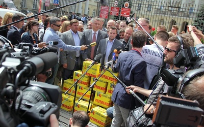 Zbliża się referendum!