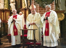  Kształt dzisiejszej diecezji legnickiej jest w dużej mierze zasługą jej pierwszego ordynariusza, bp. Tadeusza Rybaka