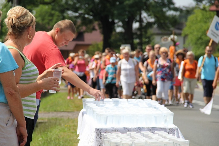 68. Pielgrzymka Rybnicka - dzień 1. - Kamień, Książenice