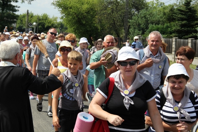 68. Pielgrzymka Rybnicka - dzień 1. - Kamień, Książenice