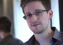 Snowden otrzymał azyl