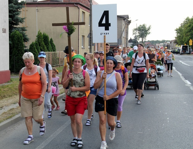 68. Pielgrzymka Rybnicka - dzień 2. - od postoju w Górnikach