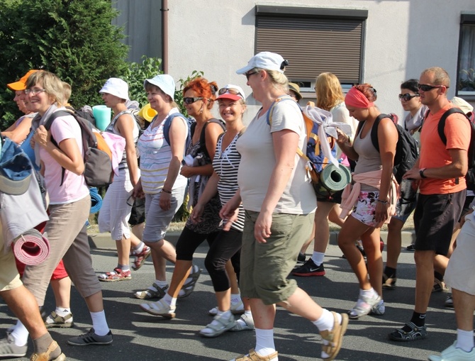 68. Pielgrzymka Rybnicka - dzień 2. - od postoju w Górnikach