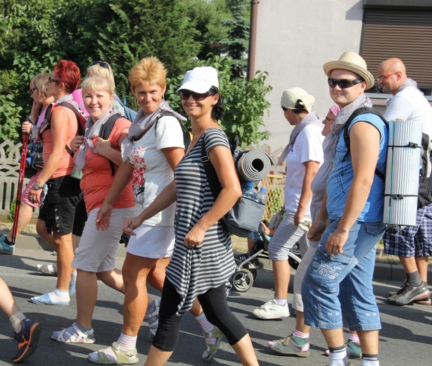 68. Pielgrzymka Rybnicka - dzień 2. - od postoju w Górnikach