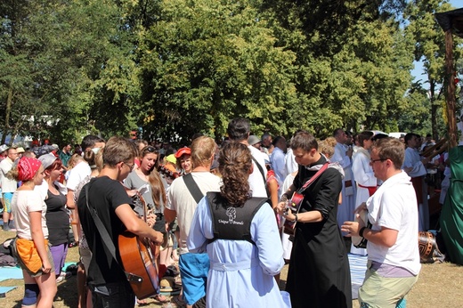 68. Pielgrzymka Rybnicka - dzień 3. - nabożeństwo powołaniowe i Msza św. w Miotku