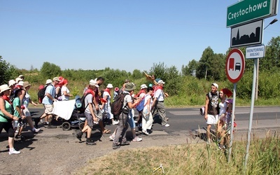 Już widzą Jasną Górę!