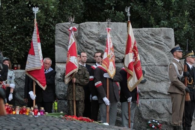 Powstańcze obchody na Woli 