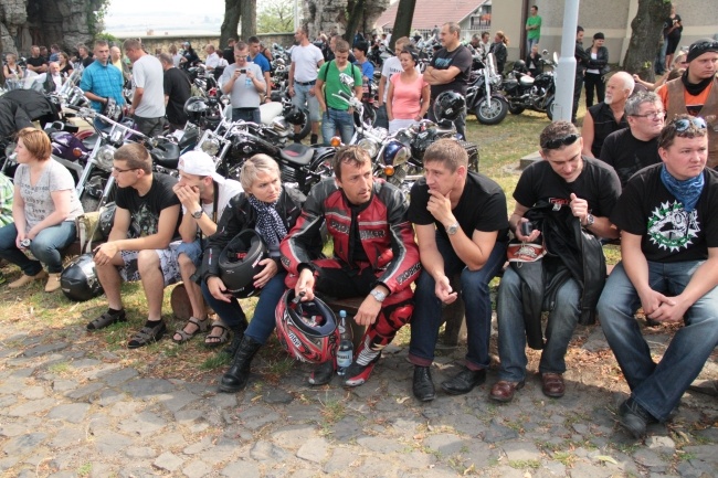 Motocykliści na Górze św. Anny