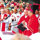 W ubiegłym roku Mszy św. przewodniczył ordynariusz legnicki. W tym roku zastąpi go  bp Vokál z diecezji Hradec Králové