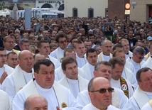 Pielgrzymkę rozpocznie Msza św. na Placu Katedralnym w Tarnowie 