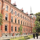 Rekolekcje już po raz kolejny odbędą się w budynku Wyższego Seminarium Duchownego Archidiecezji Krakowskiej przy ul. Podzamcze 8