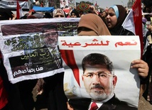 Mursi dłużej w areszcie