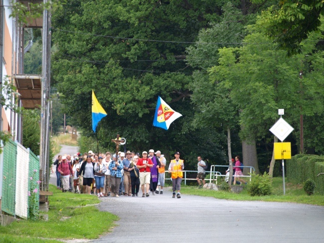 Pielgrzymka Krzeszowska w Raszowie