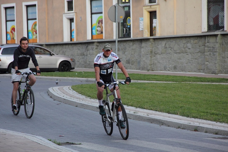 Policjanci dla hospicjum