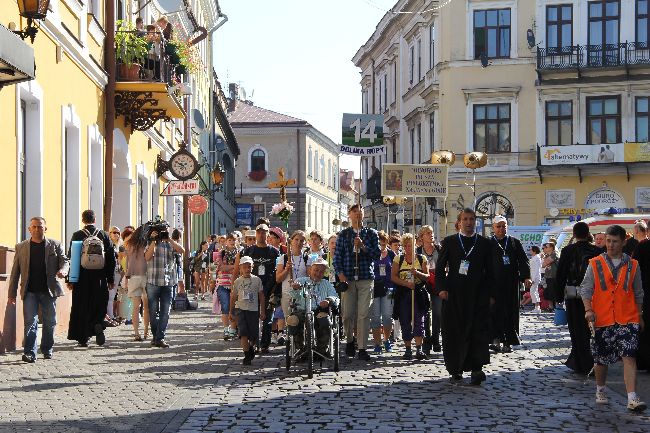 Pożeganie pielgrzymów w Tarnowie 