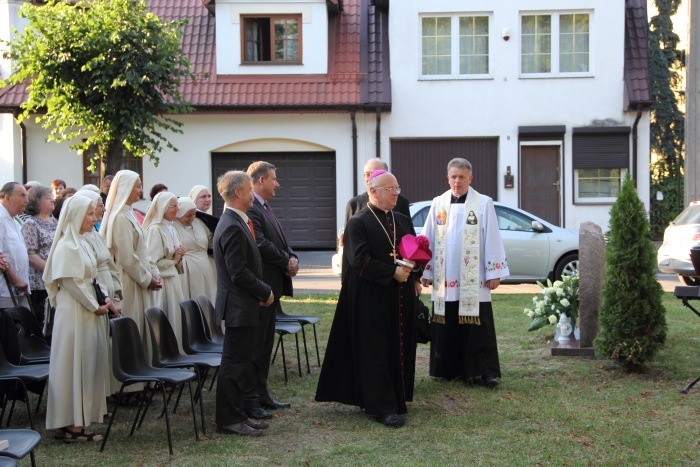 Msza św. przy kapliczce św. Rocha