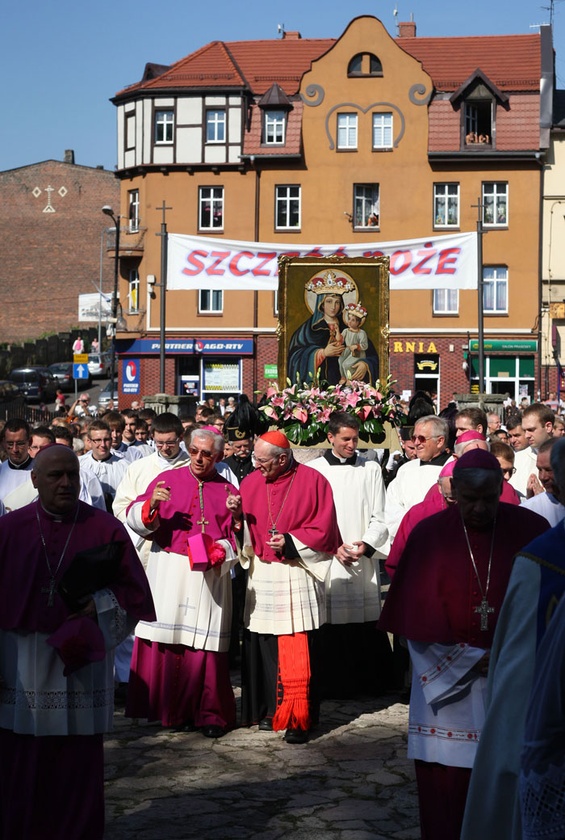 18.08.2013 r. Pielgrzymka kobiet do Piekar Śląskich, cz. 1.