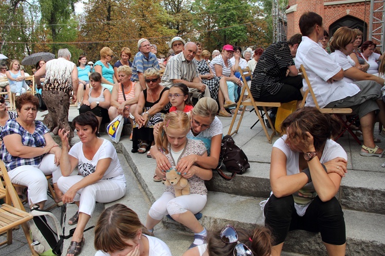 18.08.2013 r. Pielgrzymka kobiet do Piekar Śląskich, cz. 3.