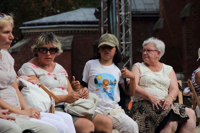 18.08.2013 r. Pielgrzymka kobiet do Piekar Śląskich, cz. 3.