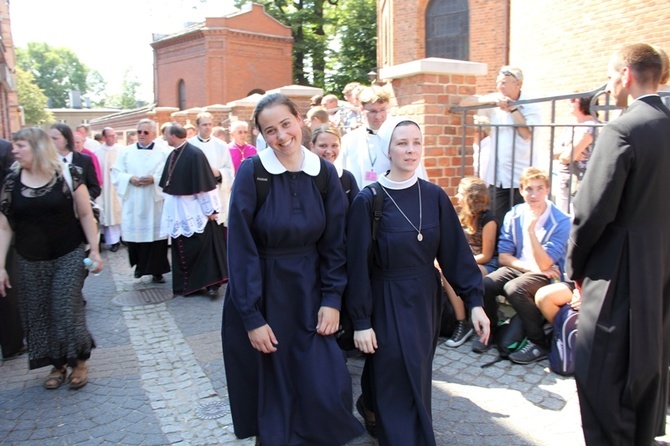 18.08.2013 r. Pielgrzymka kobiet do Piekar Śląskich, cz. 3.