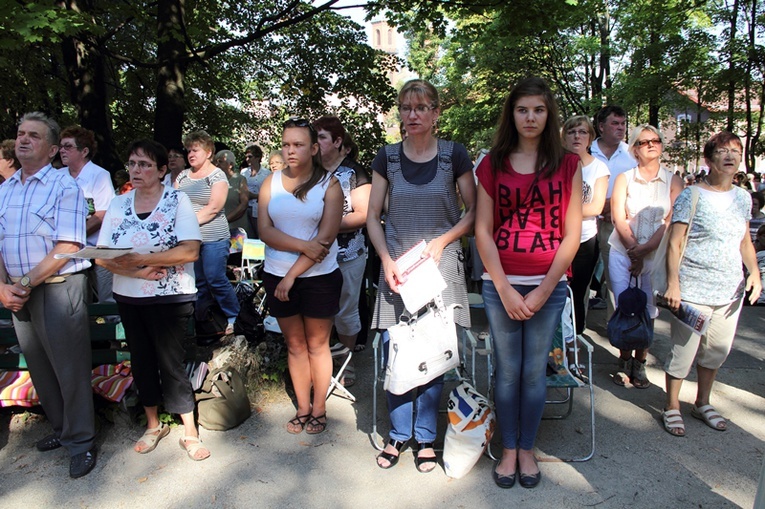 18.08.2013 r. Pielgrzymka kobiet do Piekar Śląskich, cz. 3.