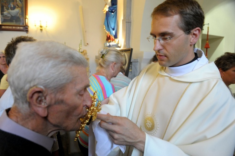 Ks. Jarosław Cielecki w Piskorzowie