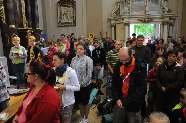 Pielgrzymka gościła w Strzelcach Opolskich