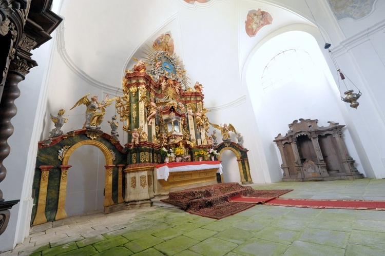 Nowa Wieś - kościół