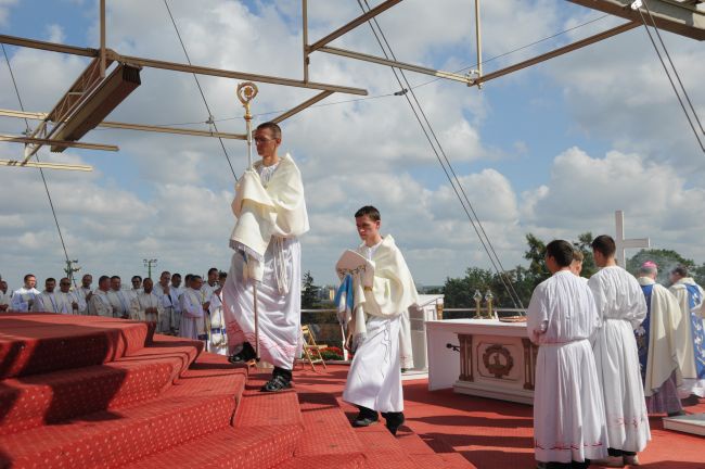 Eucharystia przed jasnogórskim szczytem