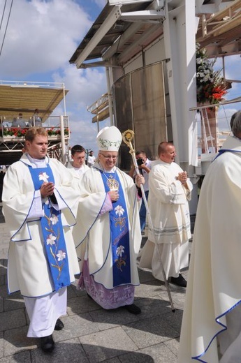 Eucharystia przed jasnogórskim szczytem