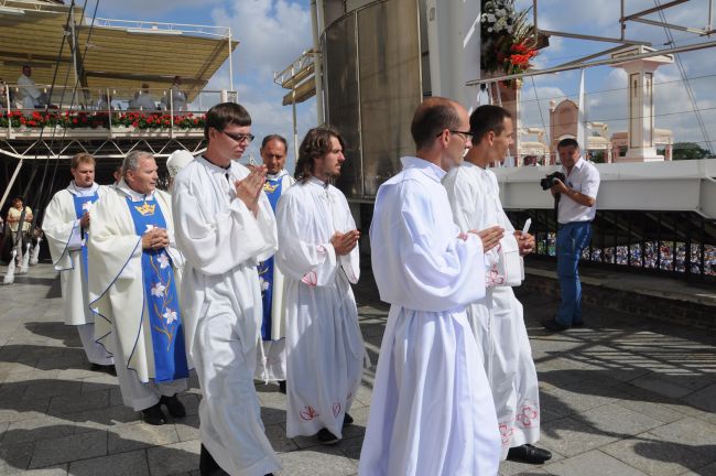 Eucharystia przed jasnogórskim szczytem