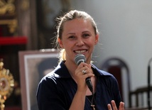 Anna Golędzinowska