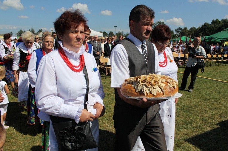 Diecezjalno-gminne dożynki w Wieprzu