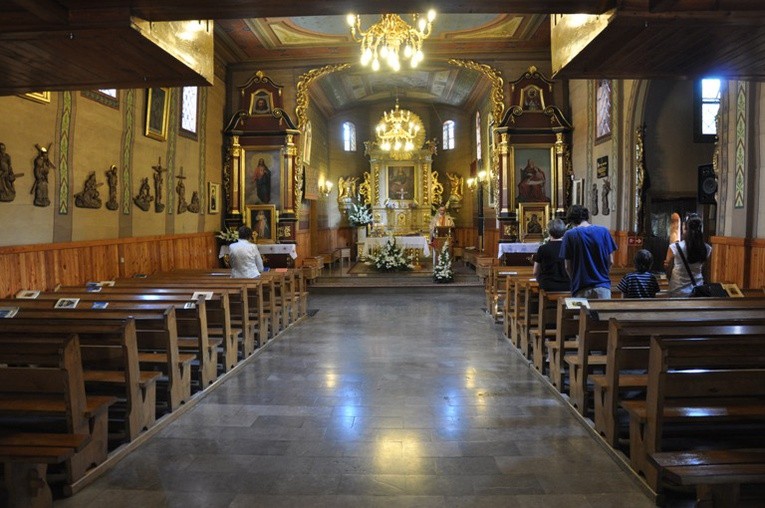 Kościół w Pisarzowej