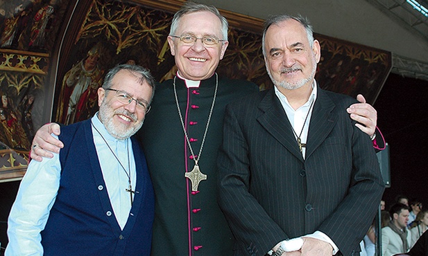 Ojcowie Enrique i Antonello będą też w Skrzatuszu. Wezmą udział w czuwaniu młodzieży 14 września, a także w głównych obchodach jubileuszowych 15 września