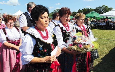 Gospodarze z całej diecezji w Wieprzu dziękowali Bogu za tegoroczne plony