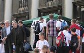 Ministranckie pielgrzymowanie do katedry cz. 1.