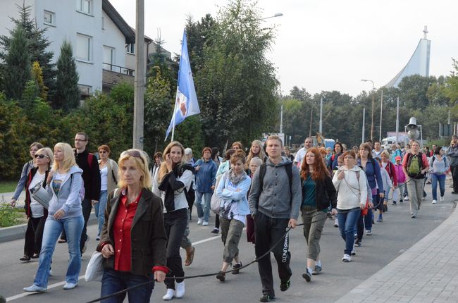 Pielgrzymują do Wąwolnicy